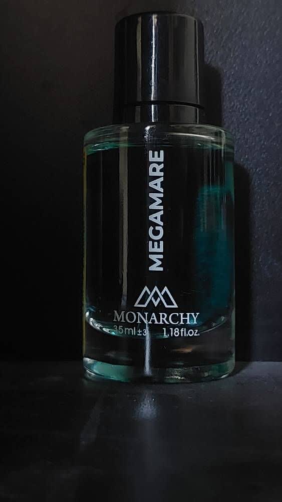 عطر مگاماره - مونارچی