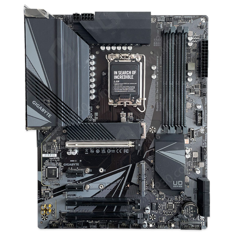 مادربرد گیگابایت Gigabyte Z690 UD D4 استوک در حد نو